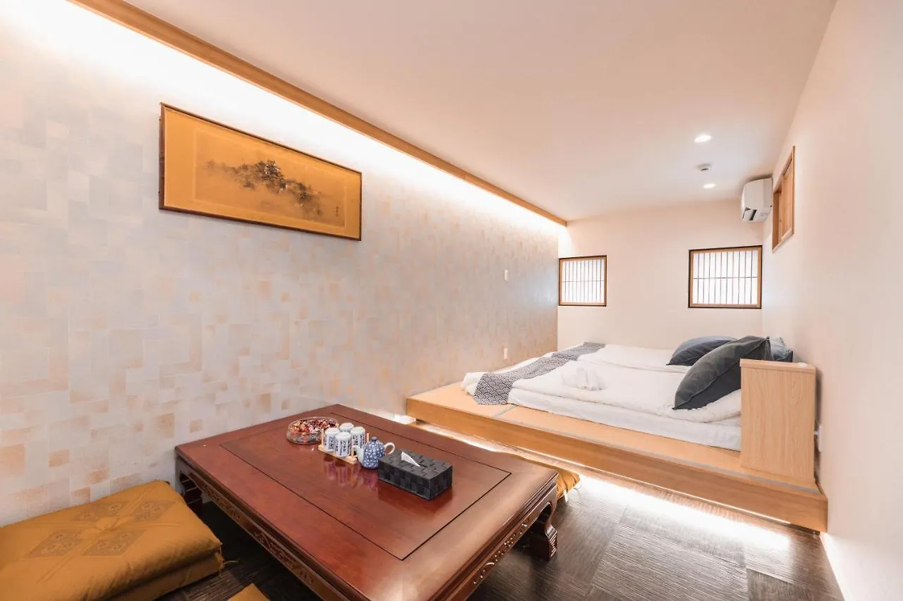 Hostel Irodori Dotonbori Minami Osaka Apartment